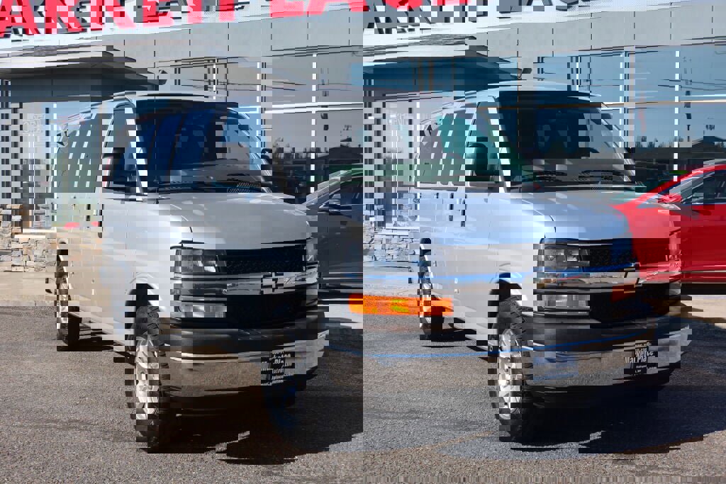 Used 2014 Chevrolet Express 1500 LT w/ LT Preferred Equipment Group image 3