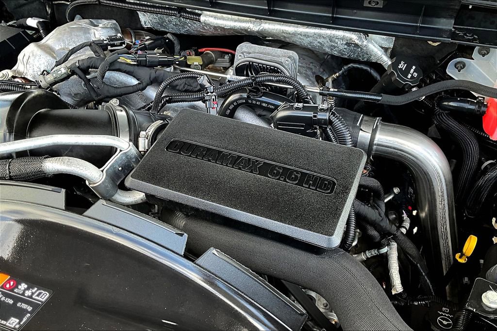 Used 2024 GMC Sierra 2500 AT4X image 45