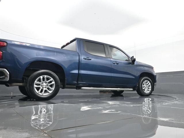 Used 2023 Chevrolet Silverado 1500 LT AWD/4WD image 24
