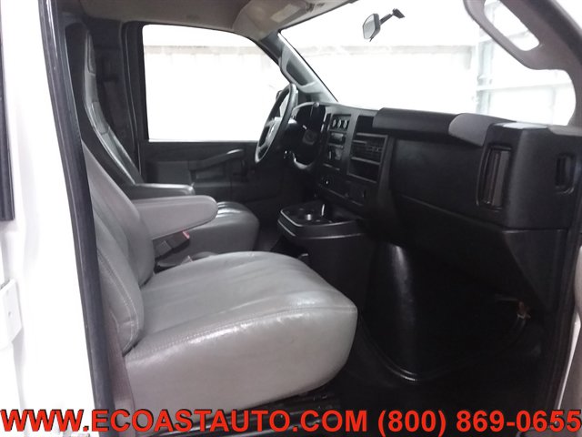 Used 2017 Chevrolet Express 2500 image 14