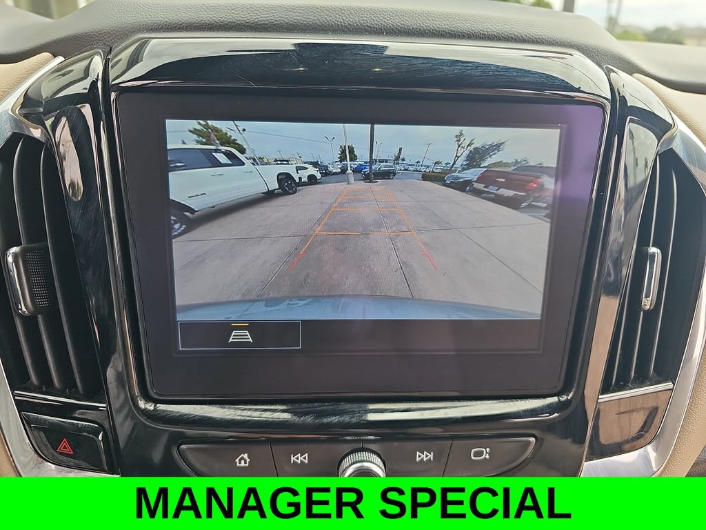 Used 2023 Chevrolet Traverse LT w/ LPO, Cargo Package AWD/4WD image 24