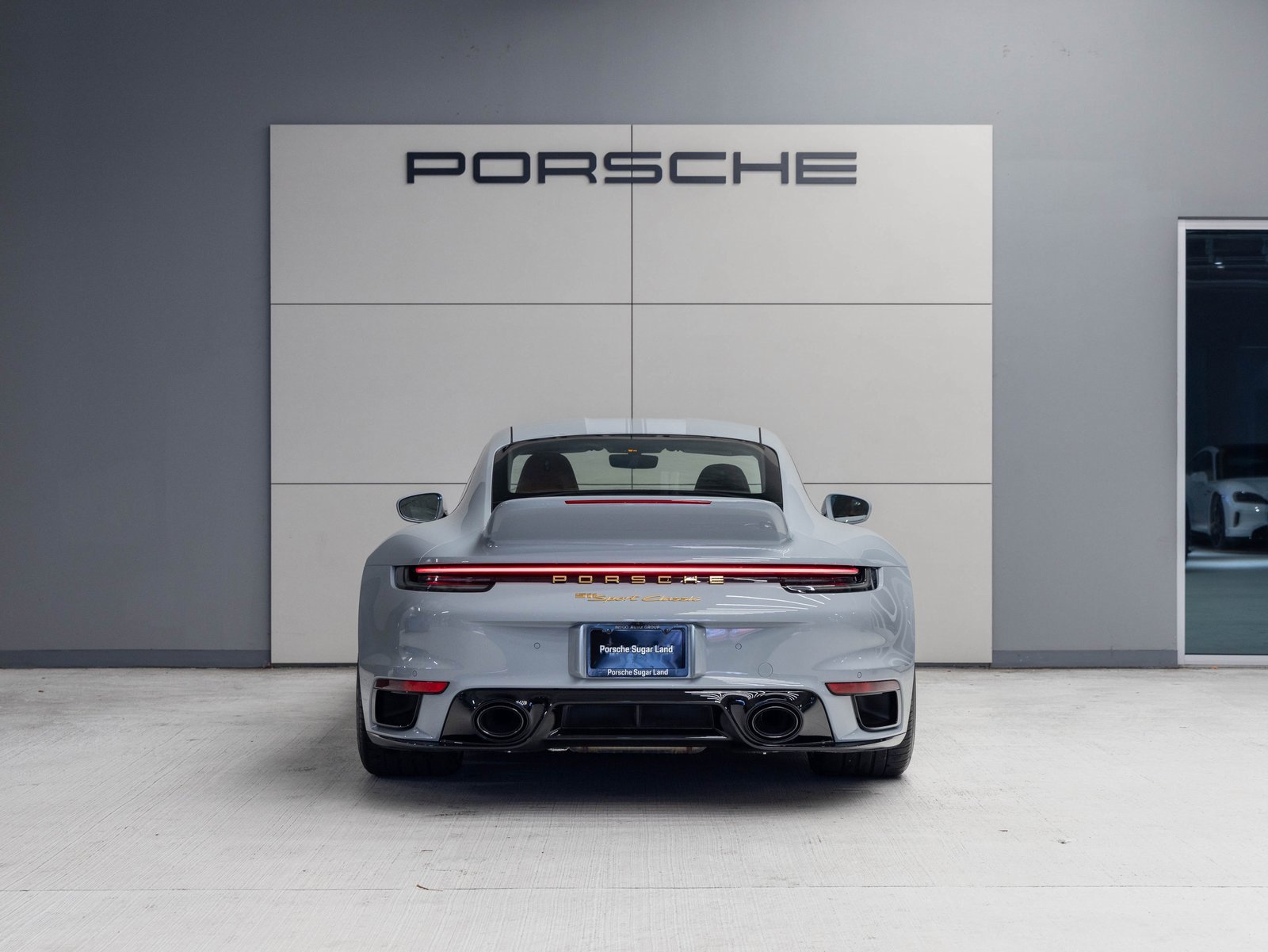 Used 2023 Porsche 911 Sport Classic image 6
