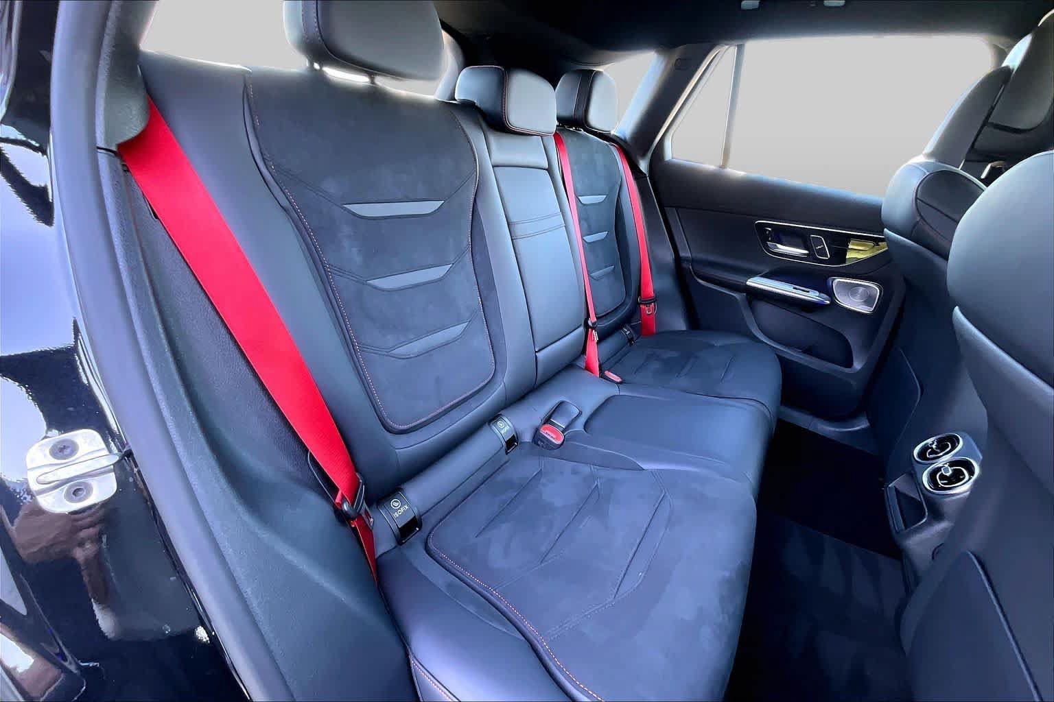 Used 2024 Mercedes-Benz GLC 43 AMG 4MATIC image 18