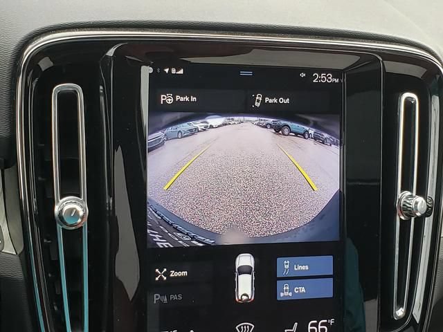 Used 2019 Volvo XC40 T4 Inscription FWD image 29