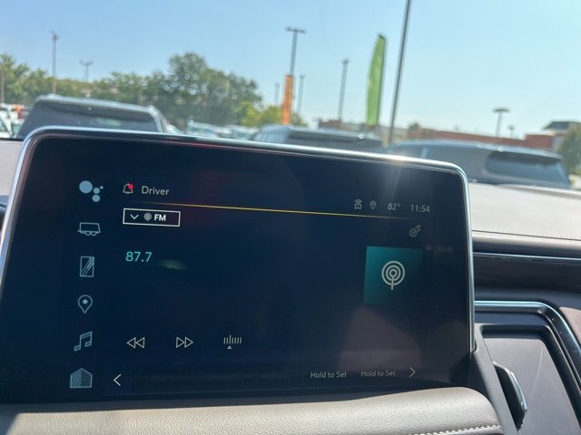 Used 2023 Chevrolet Suburban Z71 w/ Luxury Package image 22