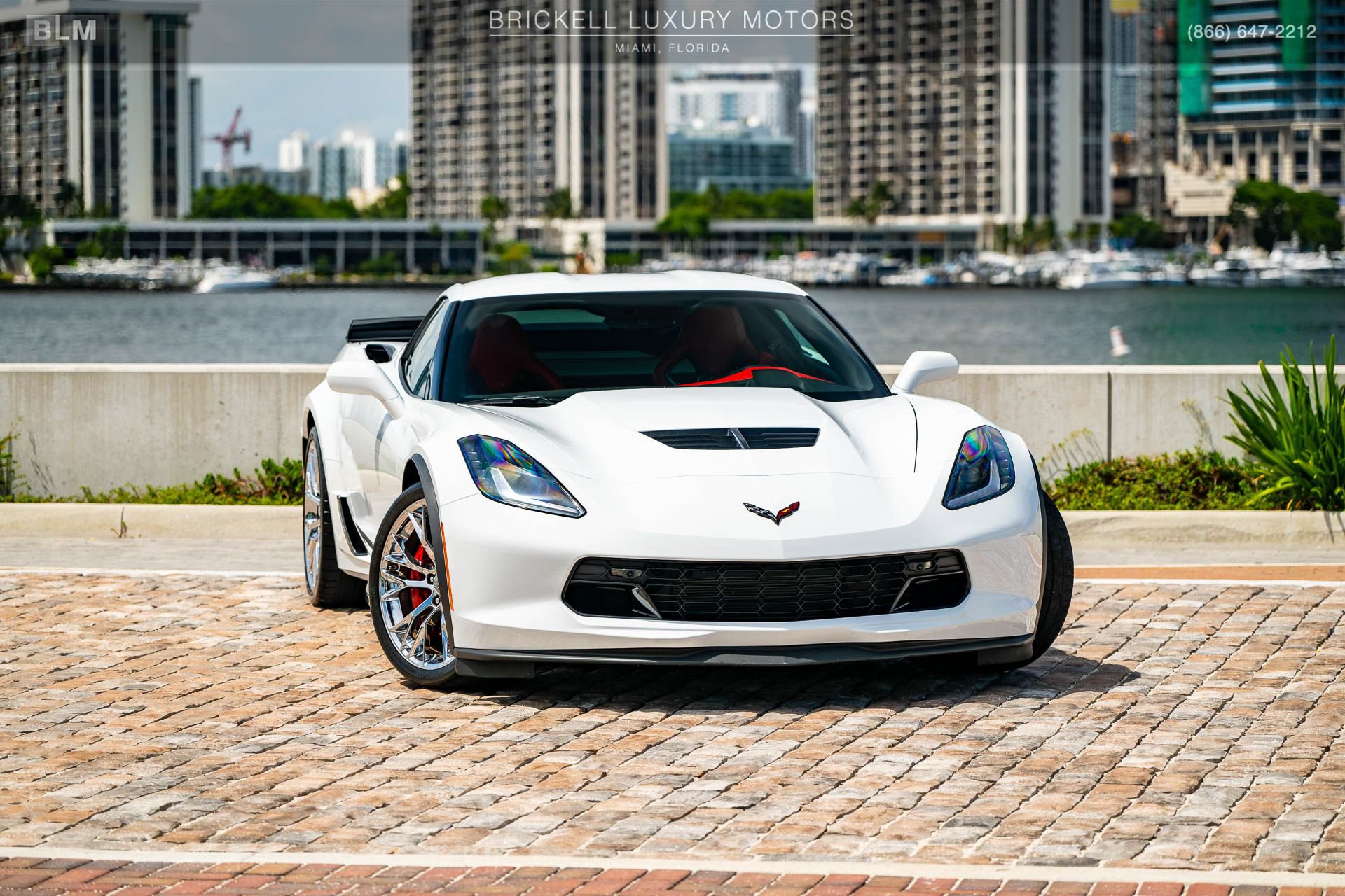 Used 2019 Chevrolet Corvette Z06 RWD image 2