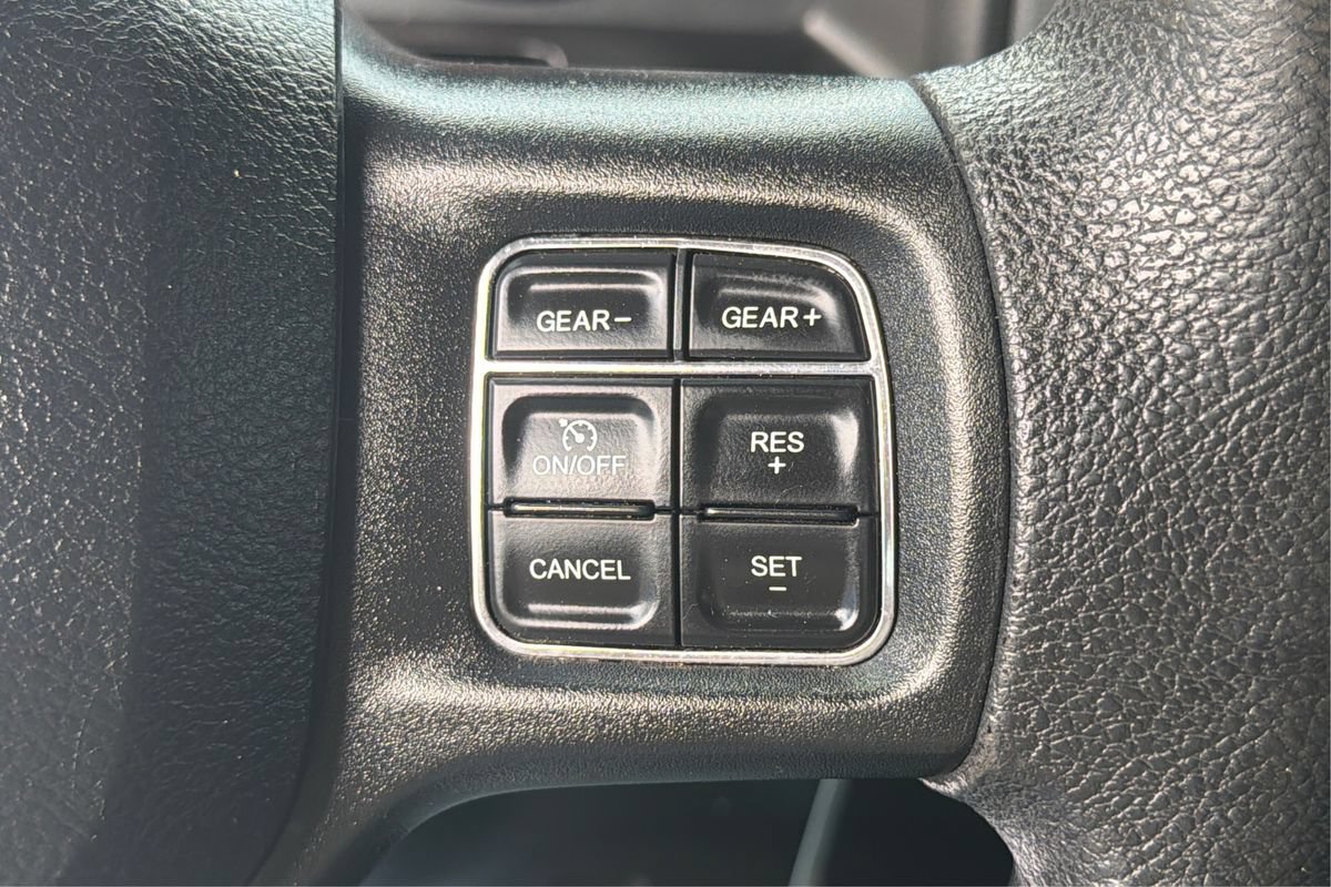 Used 2018 RAM 1500 Express w/ Express Value Package AWD/4WD image 29