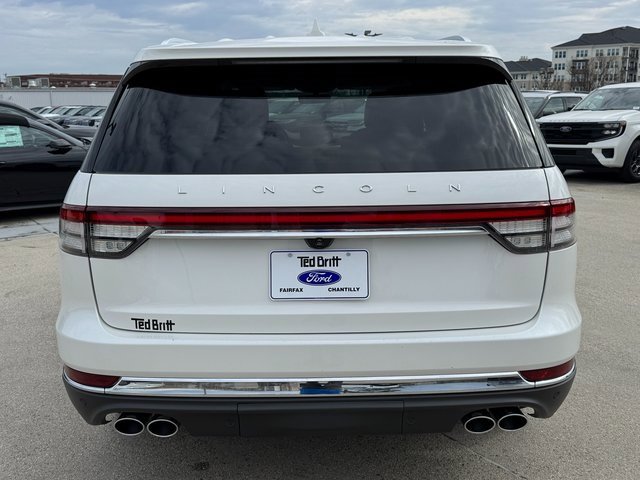 Used 2022 Lincoln Aviator AWD w/ Premium Package image 9