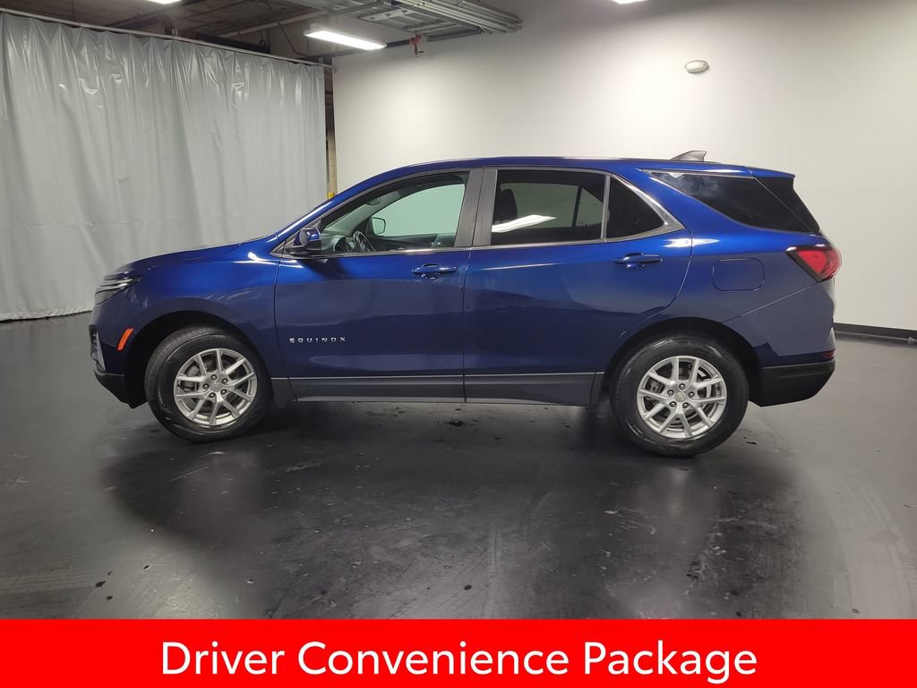 Used 2022 Chevrolet Equinox LT w/ Driver Convenience Package FWD image 5