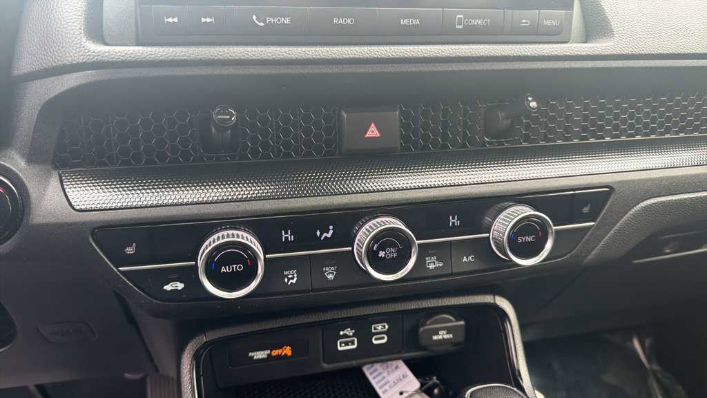 Used 2023 Honda CR-V EX image 12