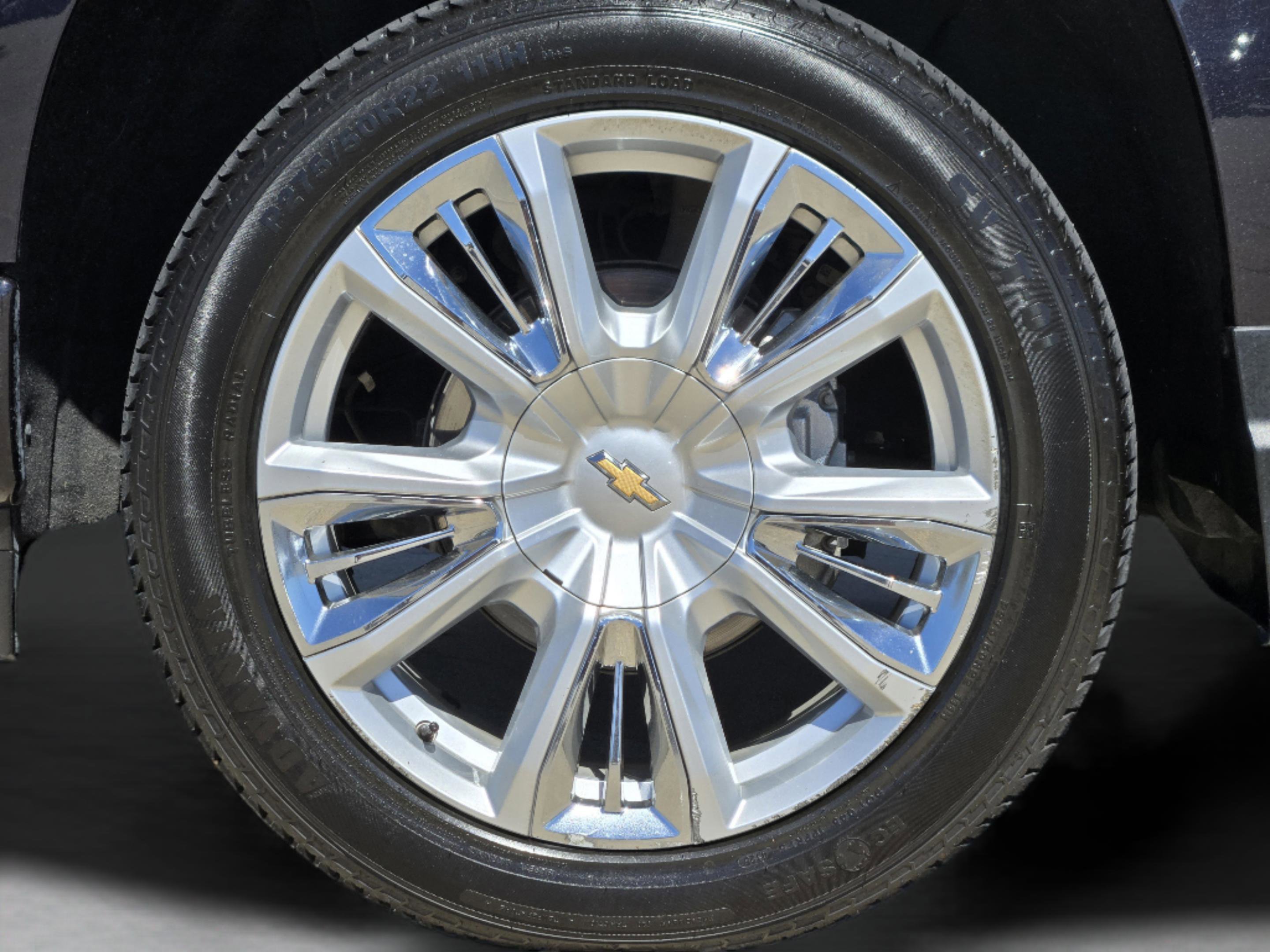 Used 2023 Chevrolet Silverado 1500 High Country w/ Technology Package image 19