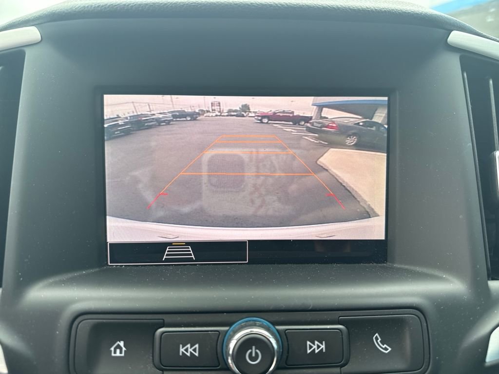 Used 2023 GMC Terrain SLE image 23