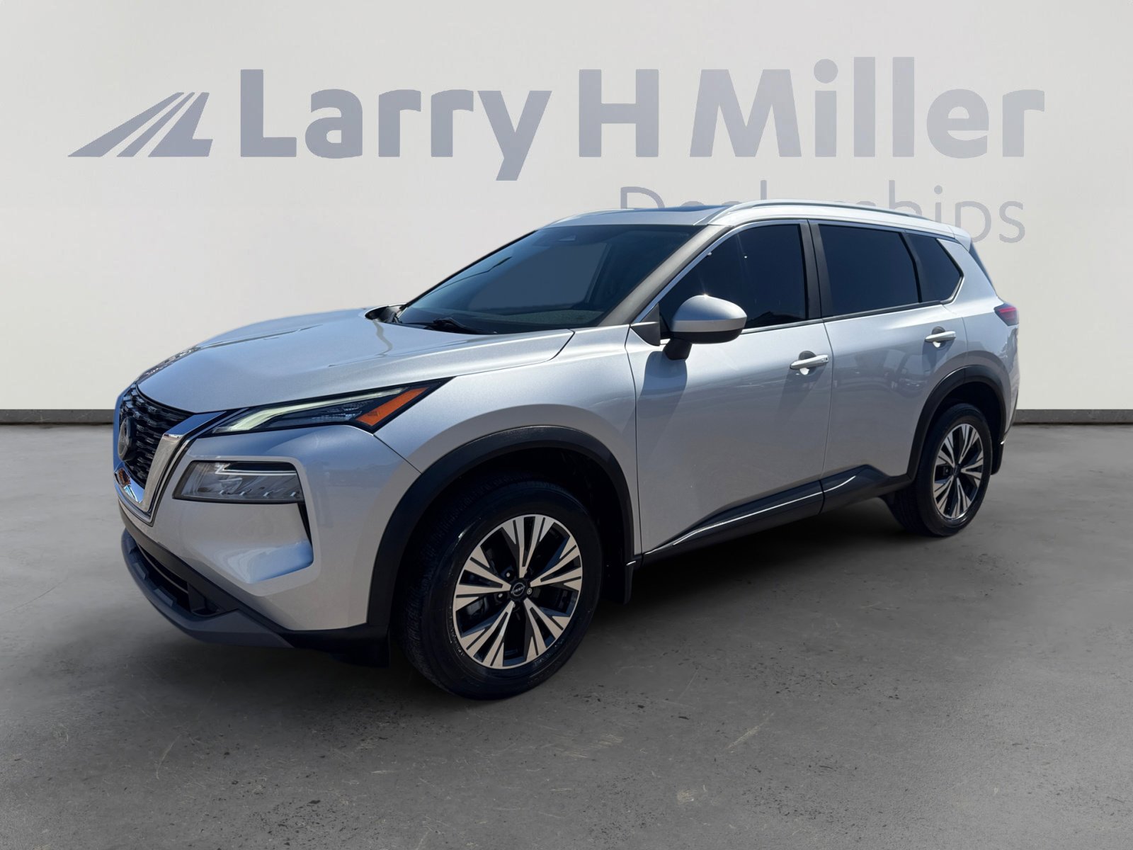 Used 2023 Nissan Rogue SV w/ SV Premium B Package FWD video 1