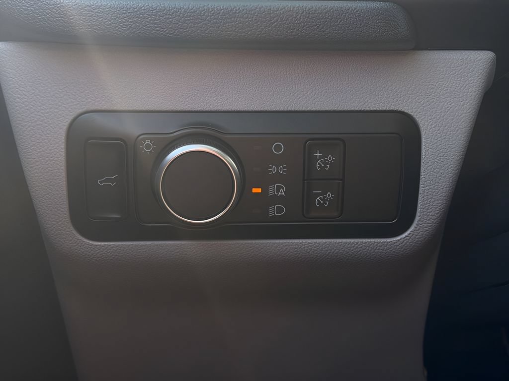 Used 2025 Ford Escape Active FWD image 27