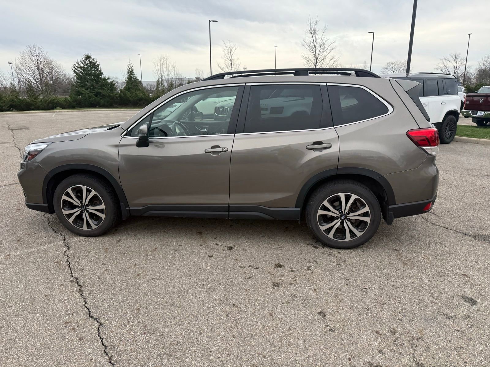 Used 2021 Subaru Forester Limited w/ Popular Package #3 image 8