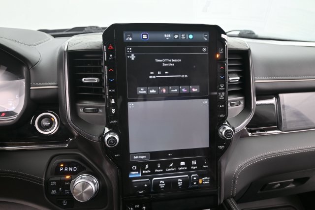 Used 2025 RAM 1500 Limited AWD/4WD image 22