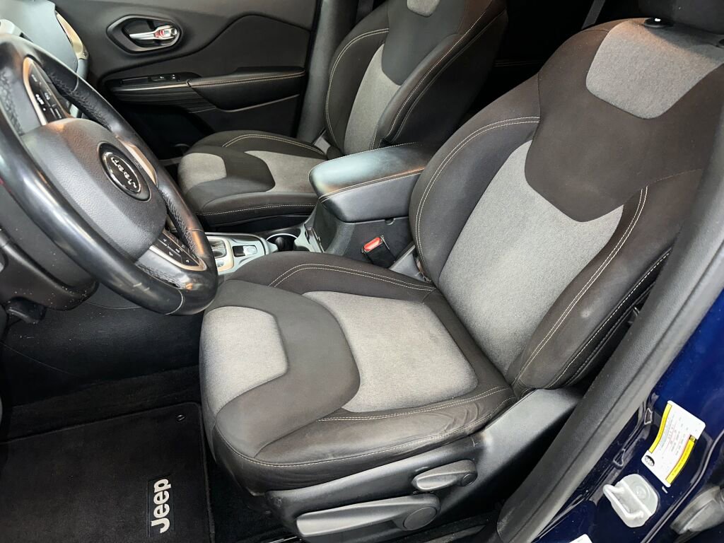 Used 2014 Jeep Cherokee Latitude image 5