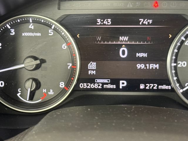 Used 2025 Mitsubishi Outlander AWD image 40