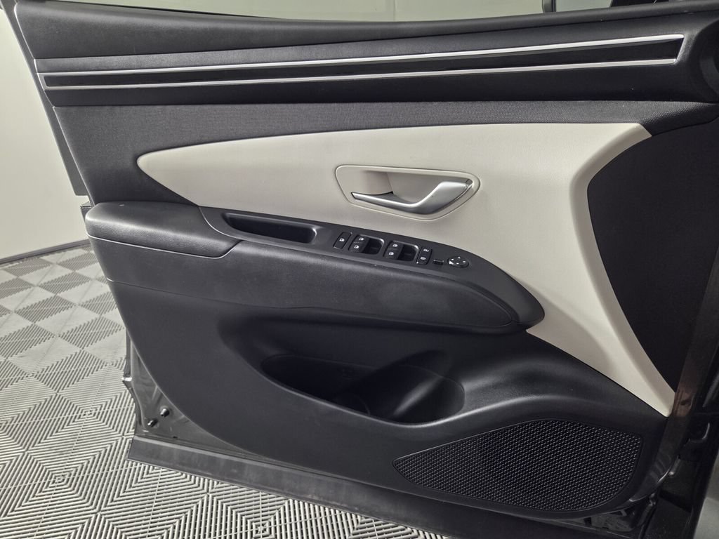 Used 2023 Hyundai Tucson SEL w/ Convenience Package FWD image 20