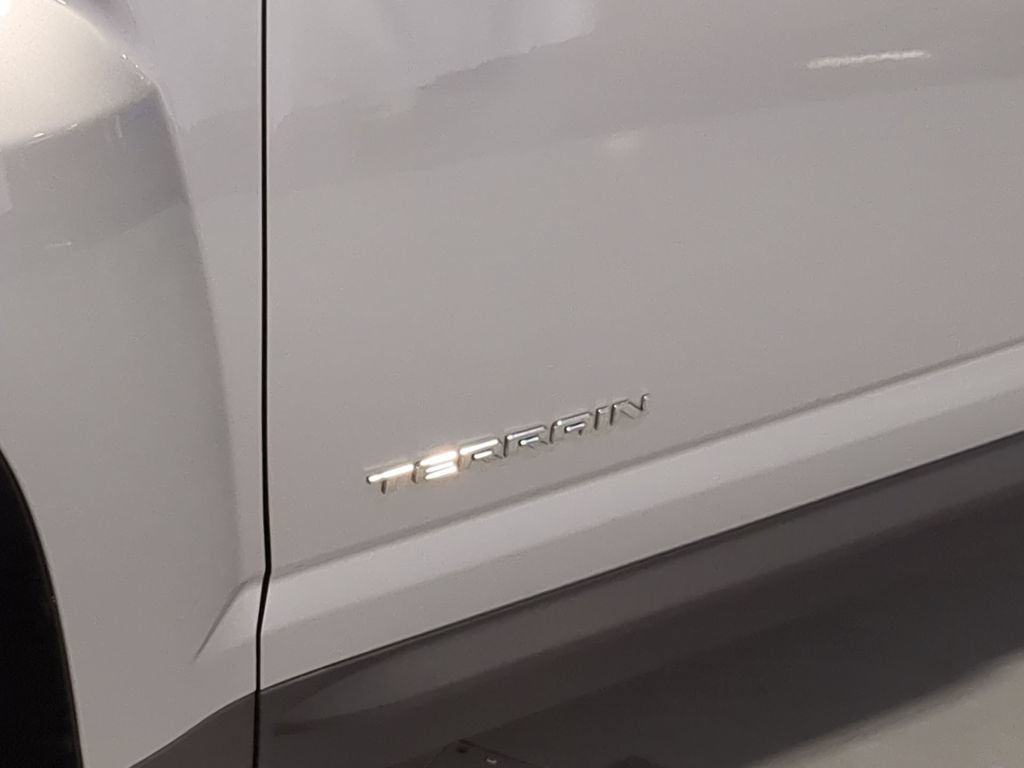 Used 2017 GMC Terrain SLT w/ Open Road Package AWD/4WD image 16