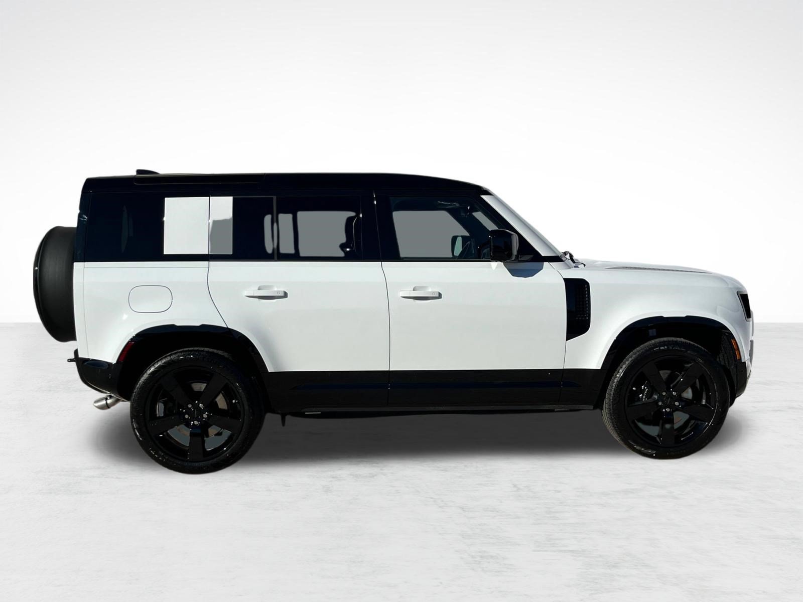 New 2026 Land Rover Defender 110 V8 AWD/4WD image 8