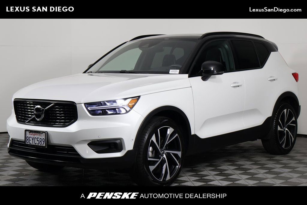 Used 2019 Volvo XC40 T5 R-Design