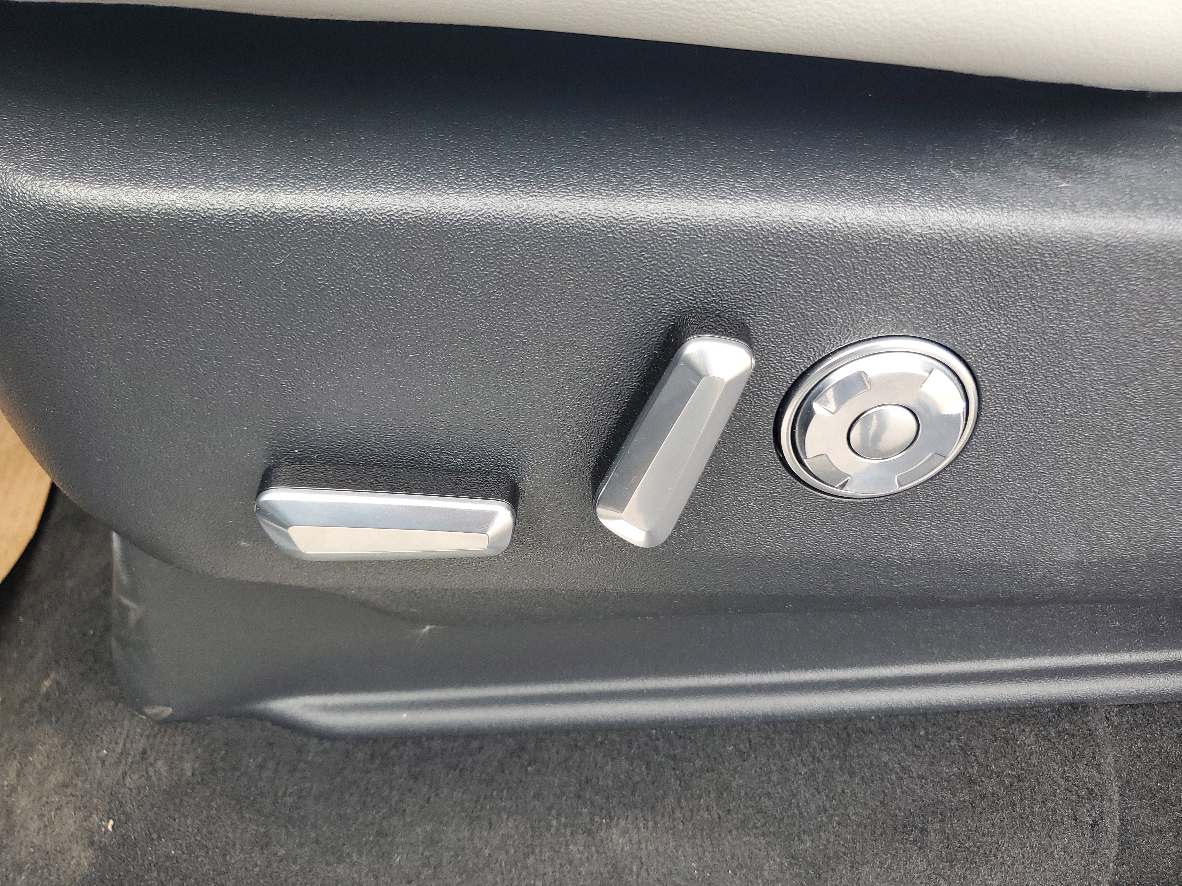 New 2026 Lincoln Navigator Reserve image 13