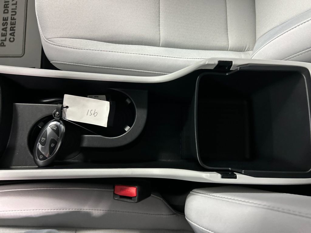 New 2026 Hyundai Kona SE image 19