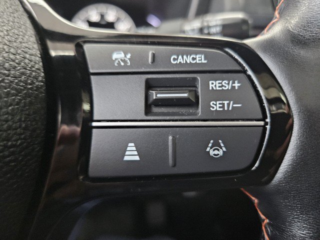 Used 2025 Honda Pilot TrailSport image 27