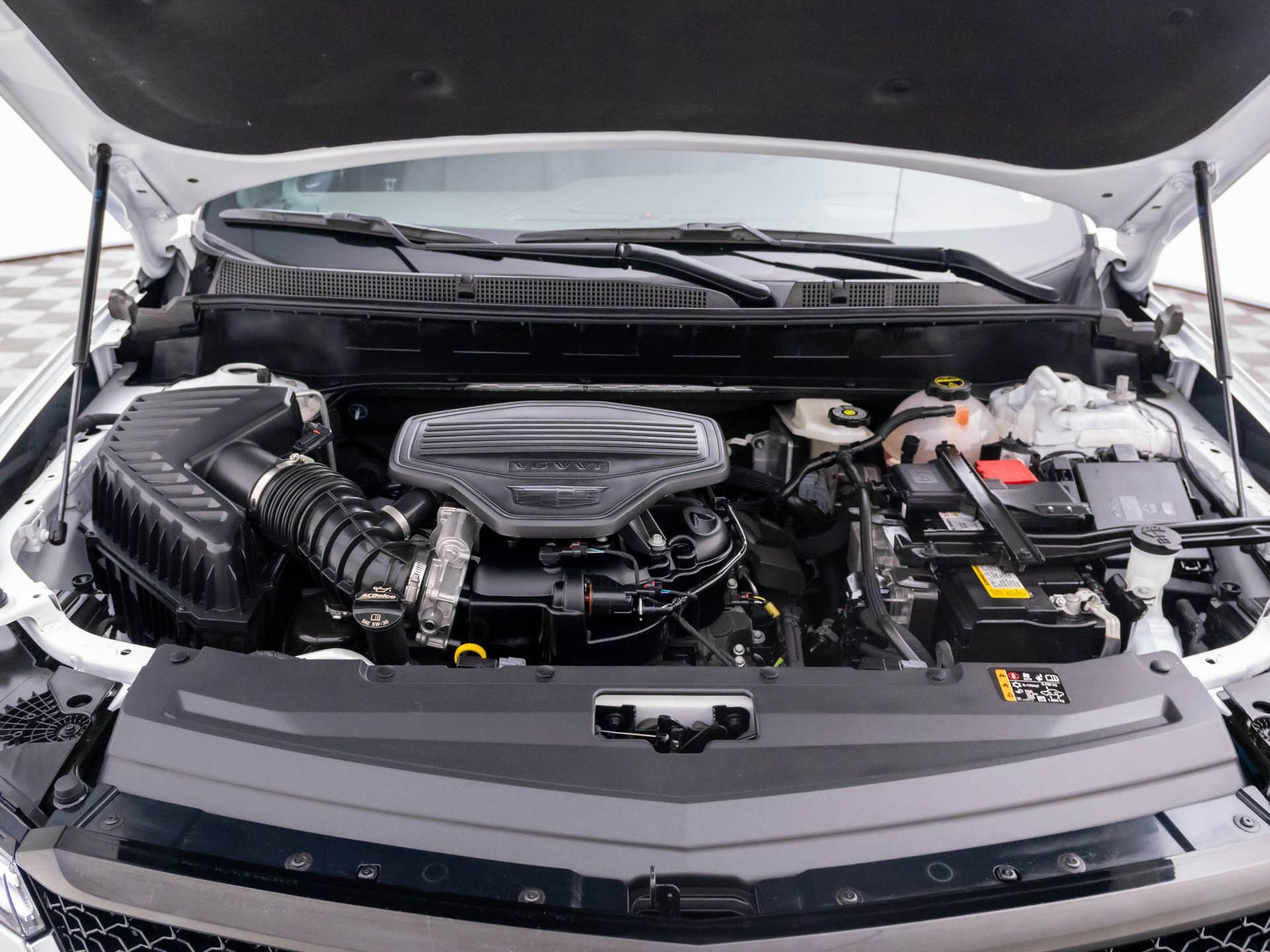 Certified 2025 Cadillac XT6 Sport w/ Platinum Package image 33