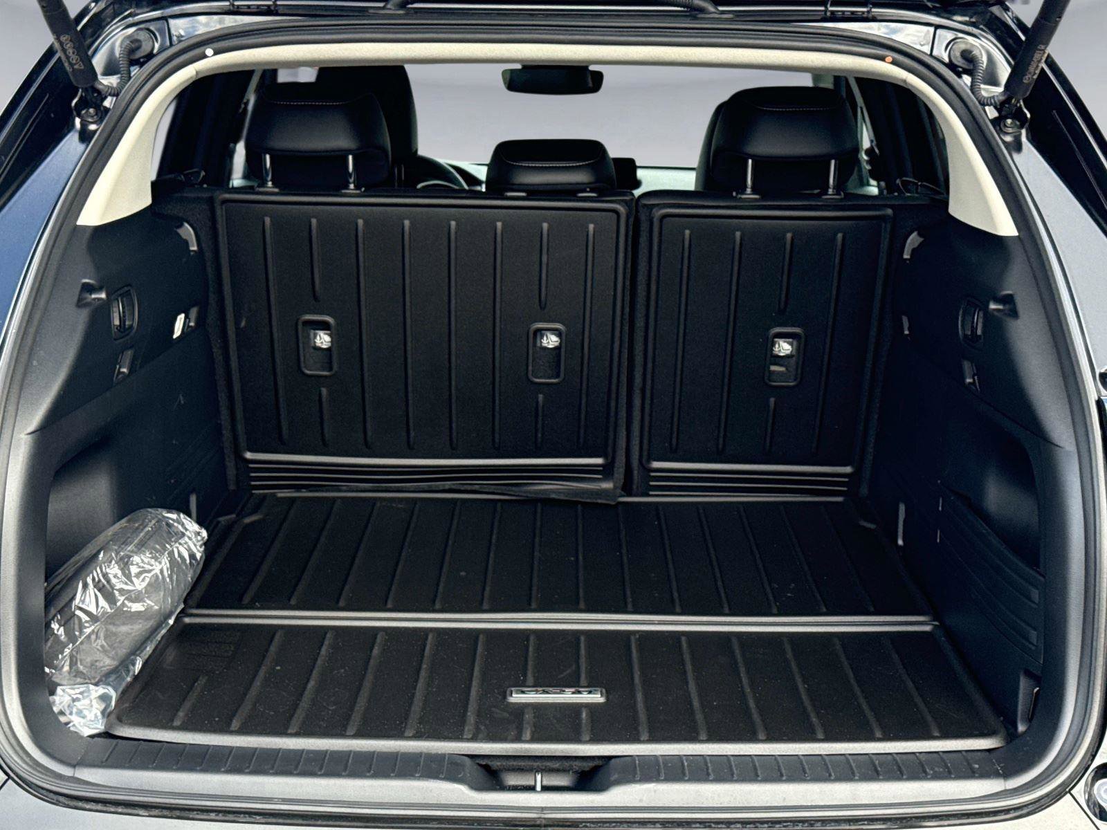 Certified 2025 MAZDA CX-50 2.5 Hybrid w/ Weather Package AWD/4WD image 11