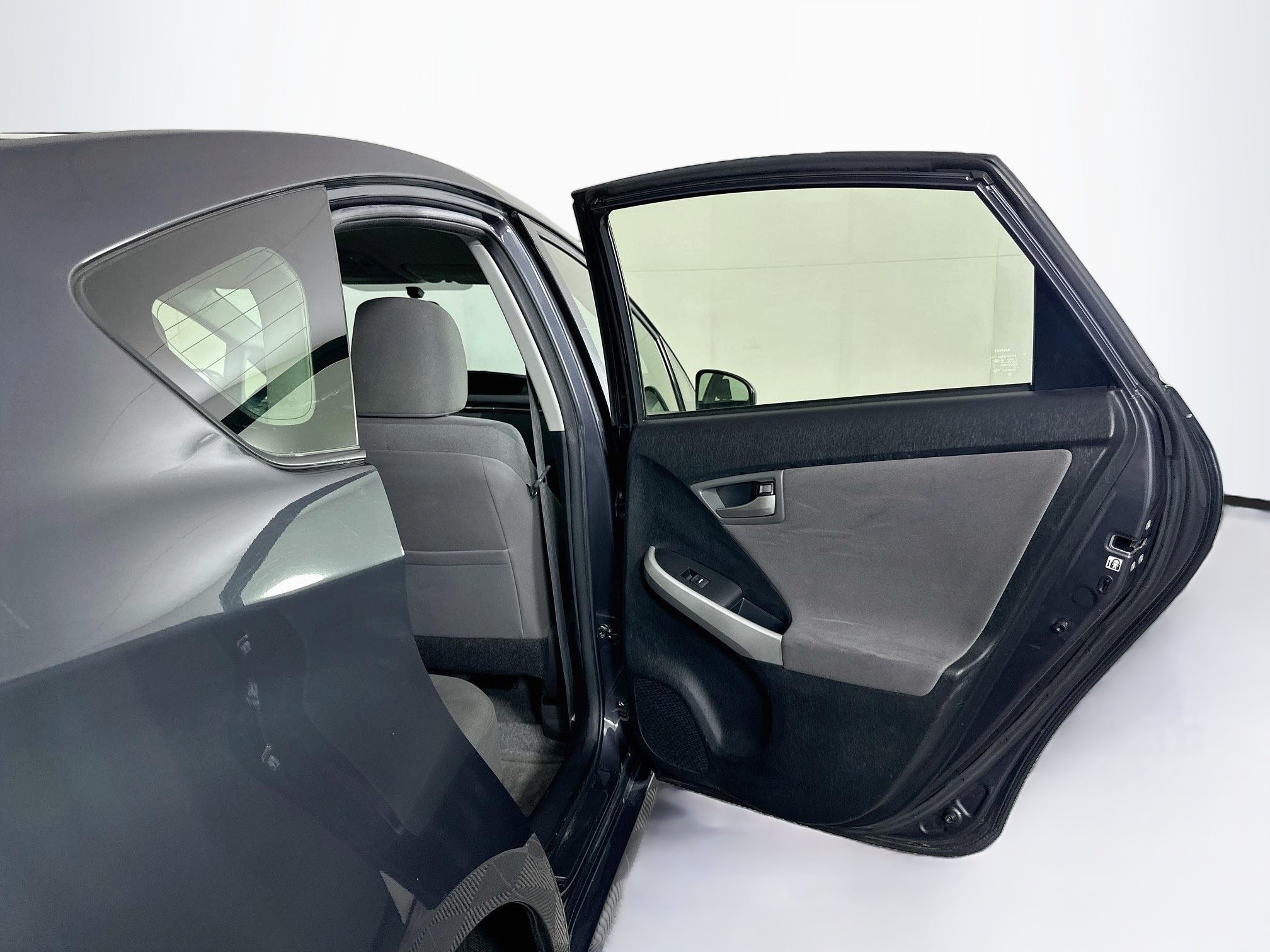 Used 2014 Toyota Prius Two FWD image 27