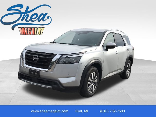 Used 2025 Nissan Pathfinder SL AWD/4WD image 1
