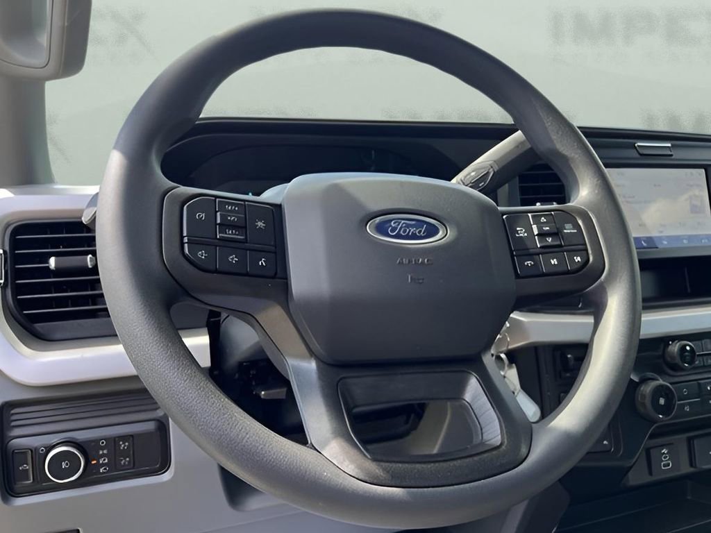 Used 2025 Ford F450 XLT image 11
