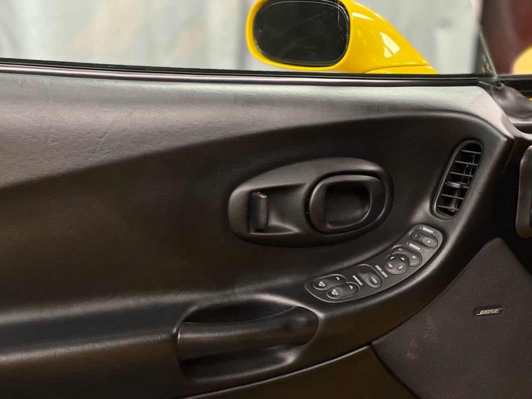 Used 2003 Chevrolet Corvette Z06 w/ Memory Package, 3 Drivers image 25