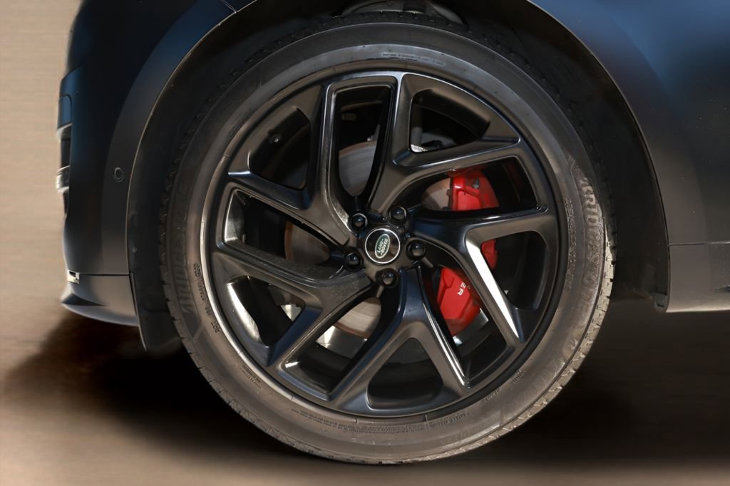 Used 2023 Land Rover Range Rover Sport SE Dynamic image 40