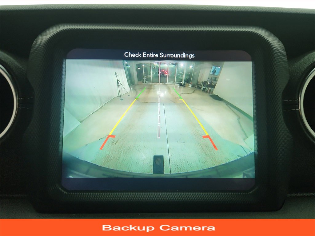 Used 2018 Jeep Wrangler Unlimited Sahara w/ Dual Top Group image 17