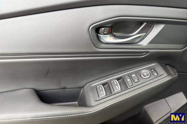 Used 2025 Honda Accord Sport image 11