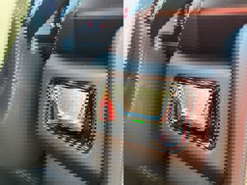 New 2025 GMC Yukon XL Denali w/ Sun & Power Step Package image 31