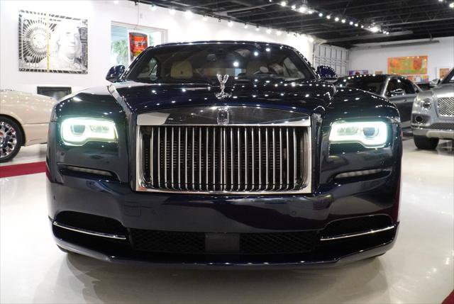 Used 2016 Rolls-Royce Dawn RWD image 11