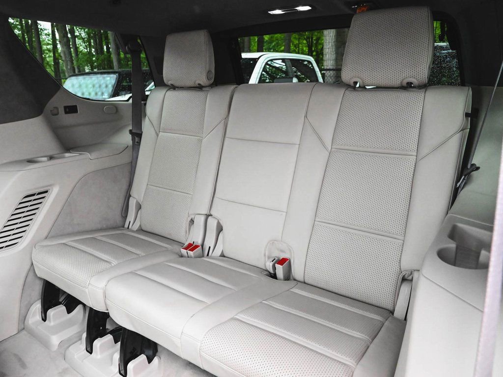 Used 2022 Cadillac Escalade Sport Platinum image 30