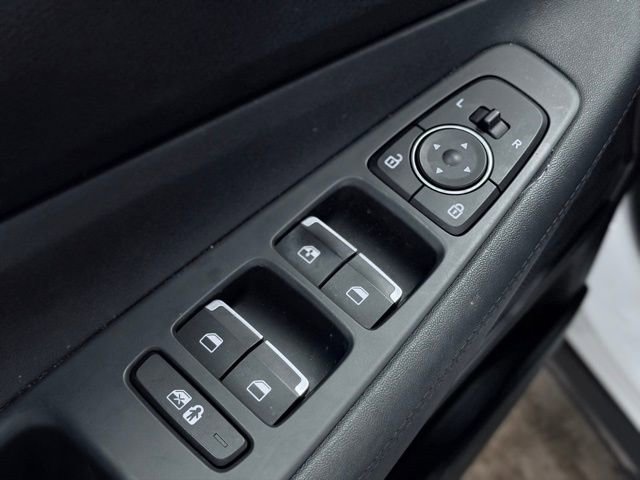 Used 2023 Hyundai Santa Fe SE w/ Cargo Package AWD/4WD image 13