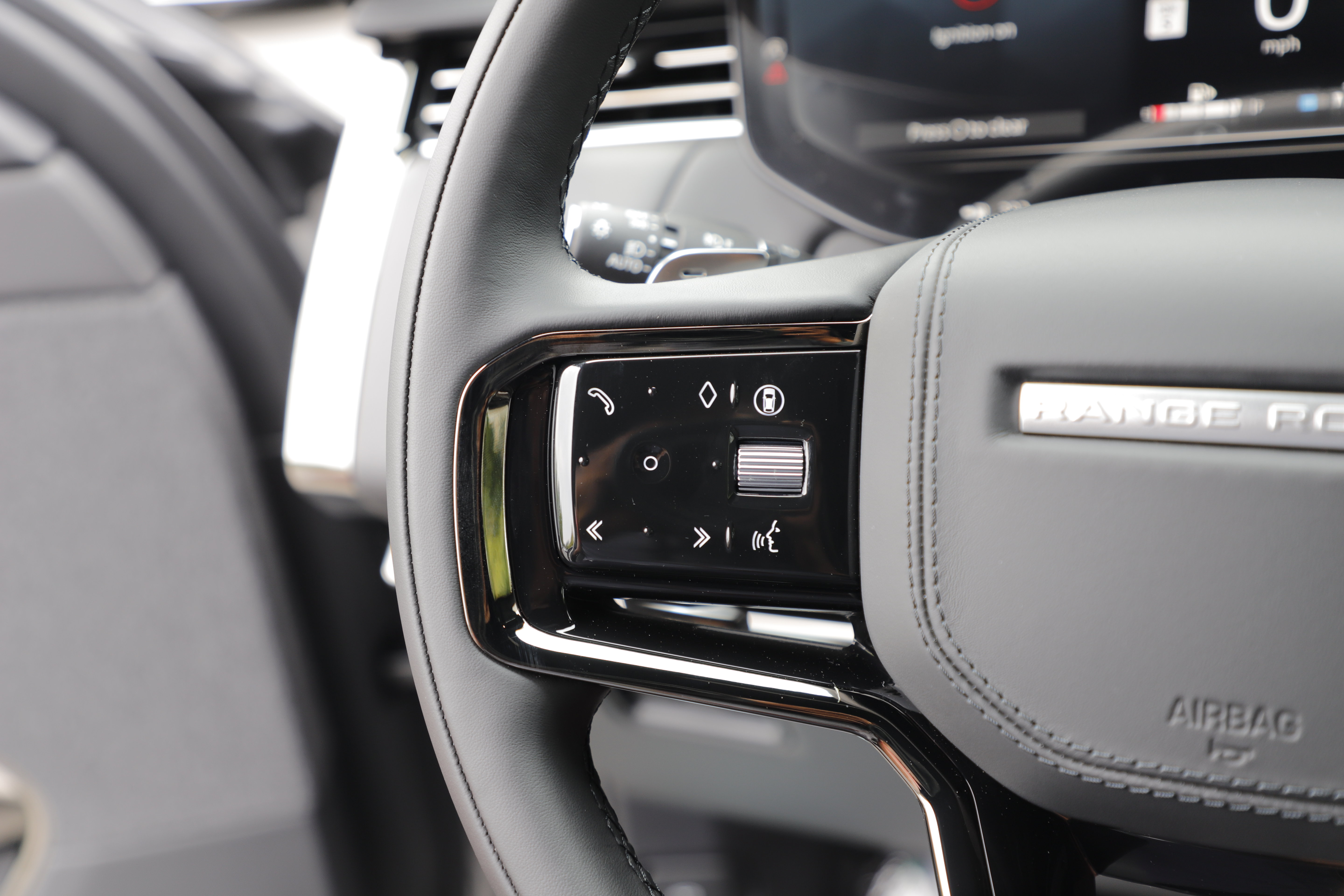 New 2026 Land Rover Range Rover Sport Dynamic SE AWD/4WD image 23