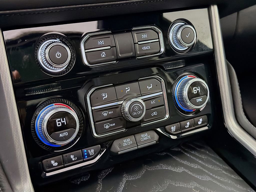 Used 2024 GMC Yukon Denali AWD/4WD image 19