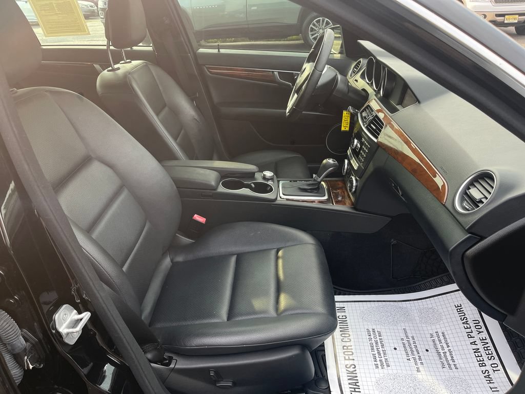 Used 2013 Mercedes-Benz C 300 4MATIC Sedan image 18