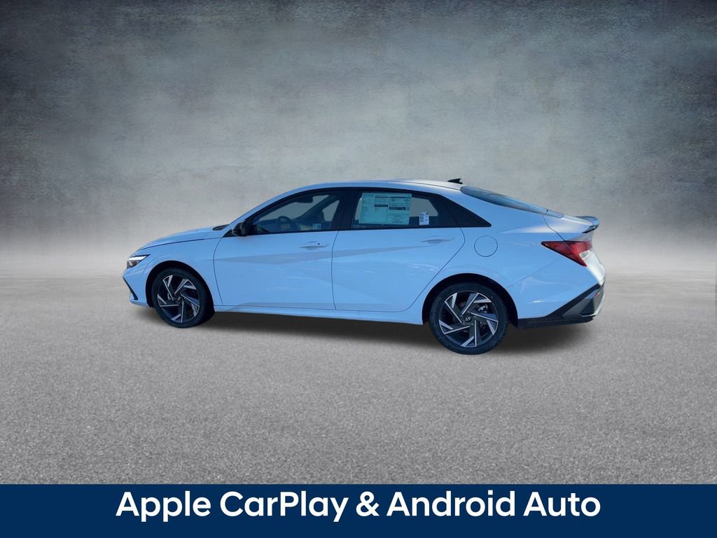 New 2025 Hyundai Elantra SEL image 15