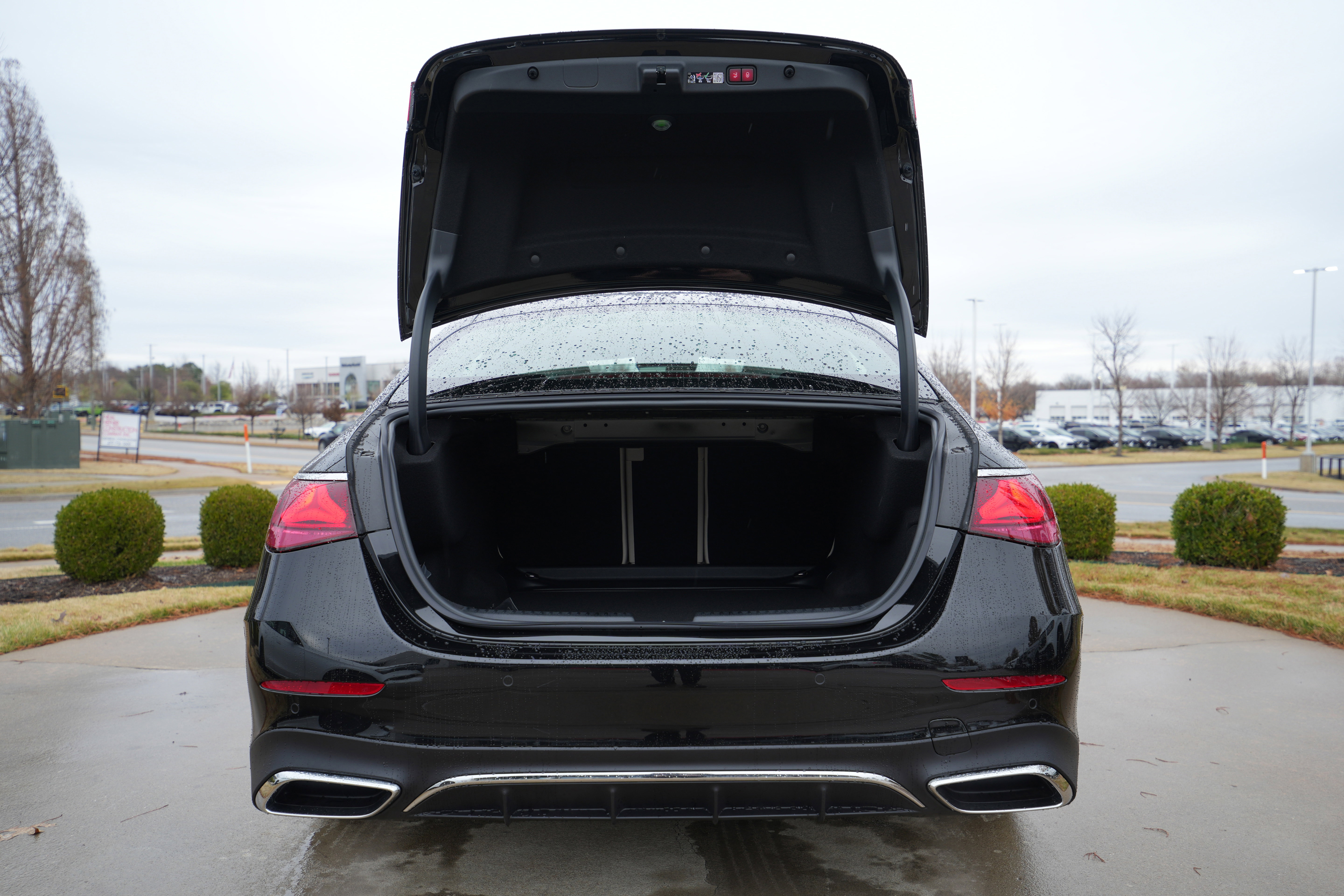 New 2026 Mercedes-Benz E 350 4MATIC Sedan image 14