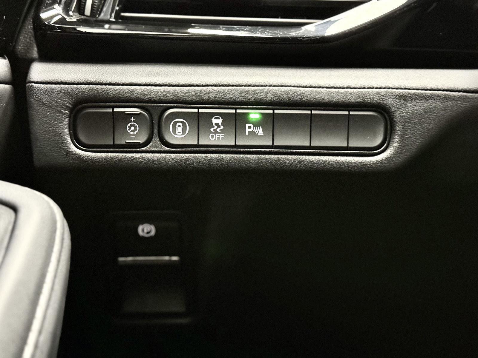 Used 2023 Acura MDX FWD w/ Technology Package image 18