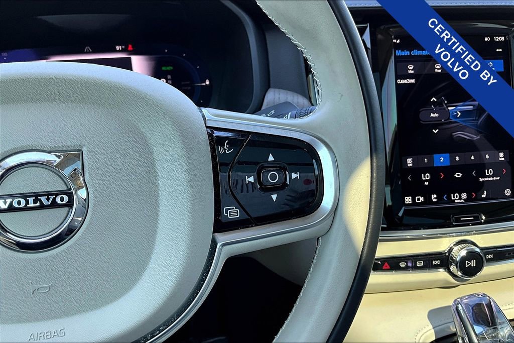 Certified 2024 Volvo S90 T8 Ultimate w/ Lounge Package image 27