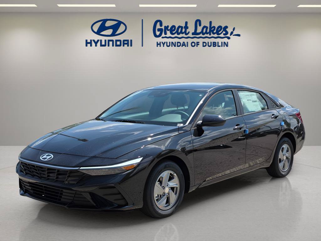 New 2026 Hyundai Elantra SE